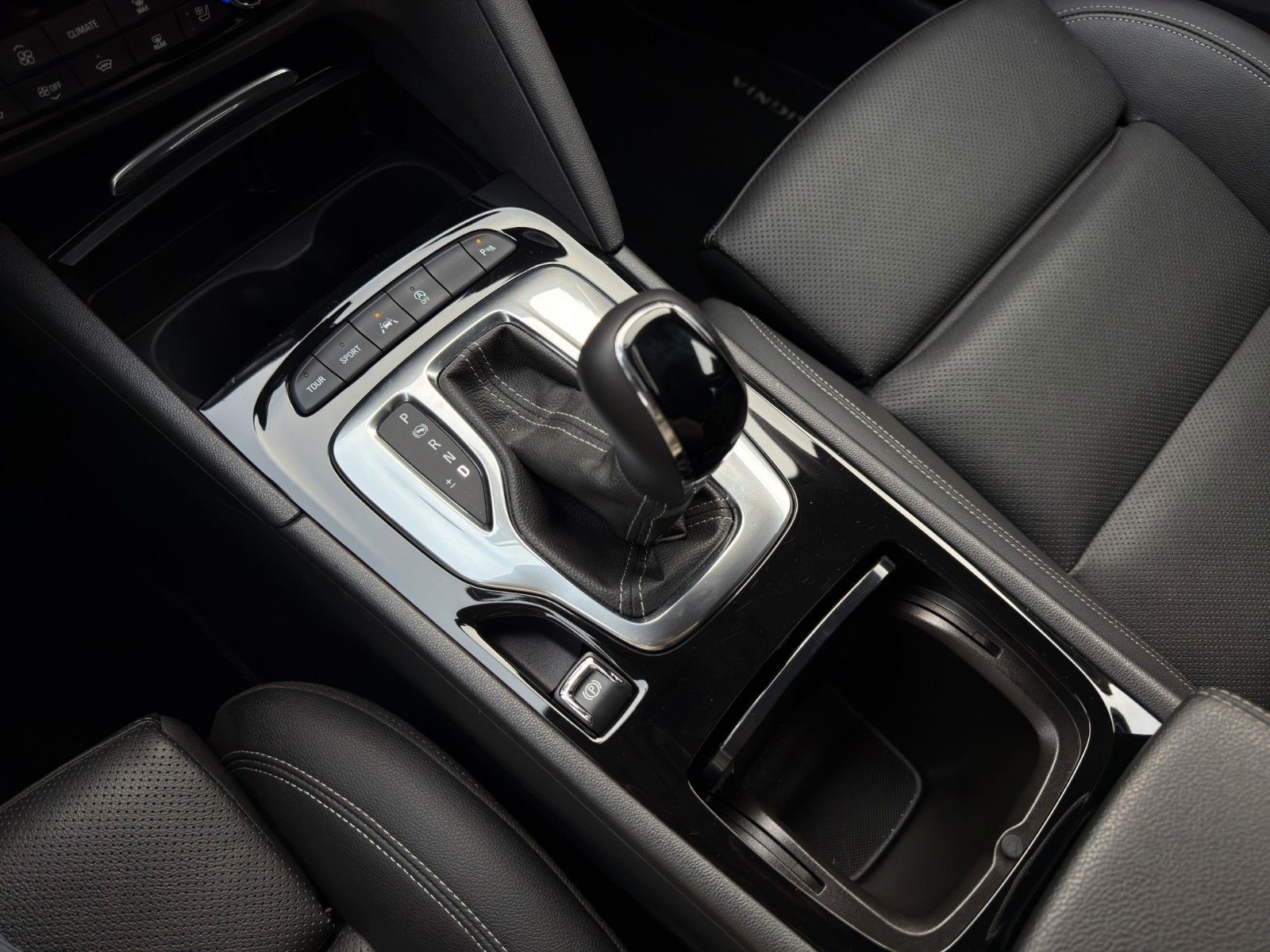 Fahrzeugabbildung Opel Insignia B Sports Tourer Business Innovation 4x4