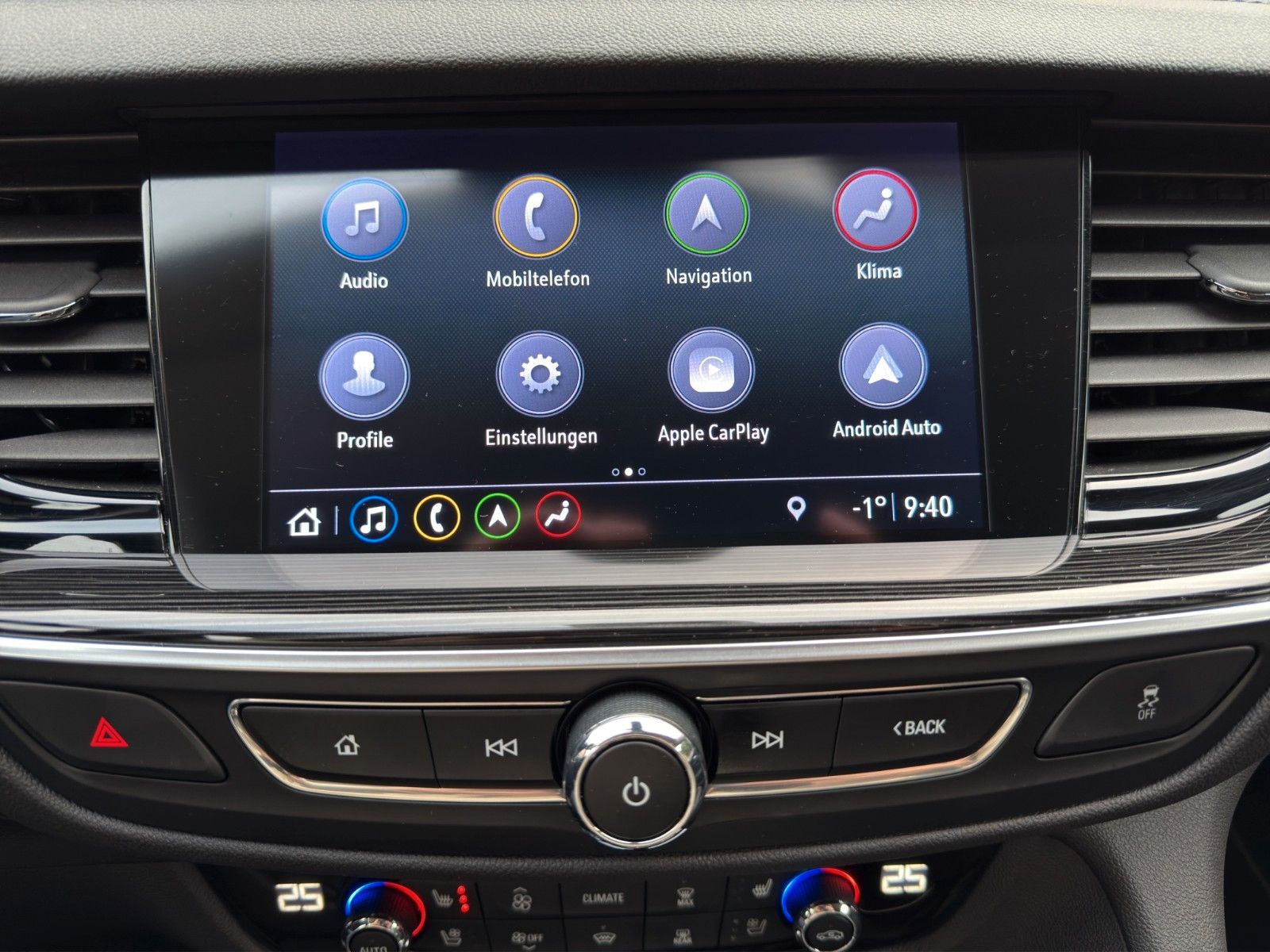 Fahrzeugabbildung Opel Insignia B Sports Tourer Business Innovation 4x4