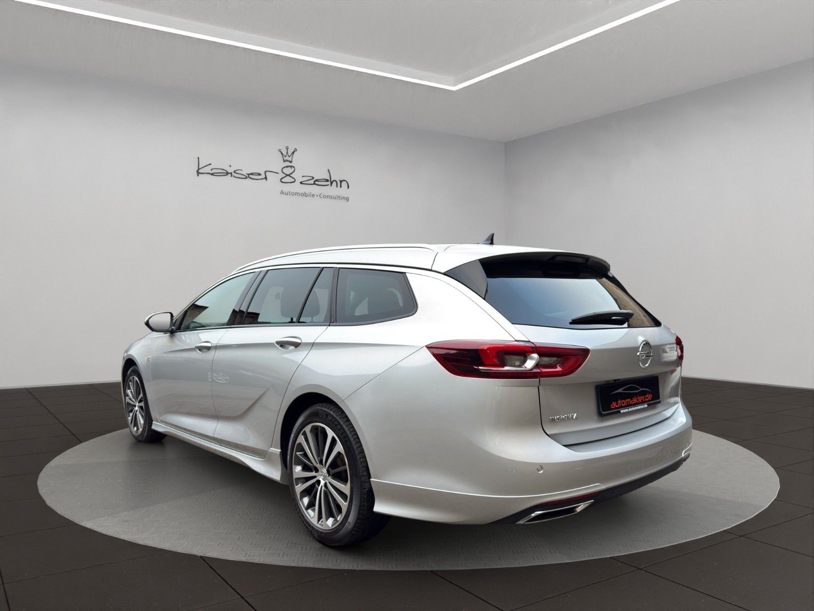 Fahrzeugabbildung Opel Insignia B Sports Tourer Business Innovation 4x4