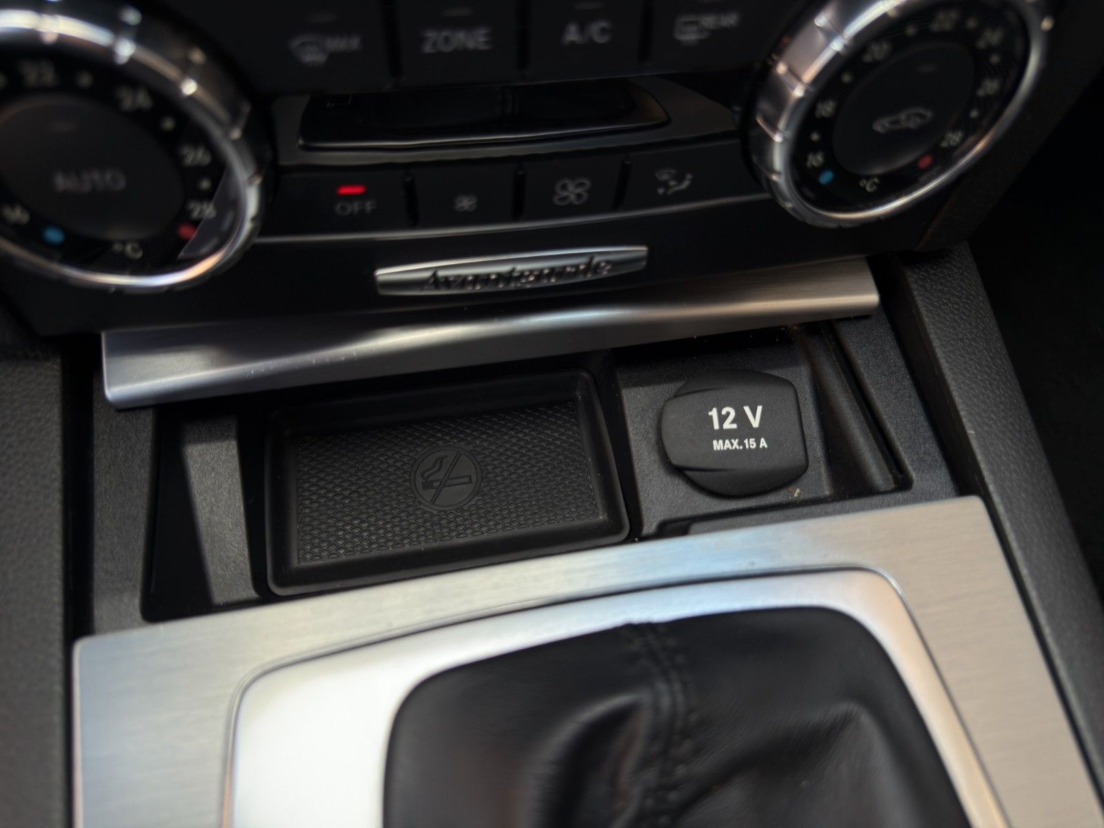 Fahrzeugabbildung Mercedes-Benz C 180 BlueEfficiency Avantgarde *Rückfahrkamera*