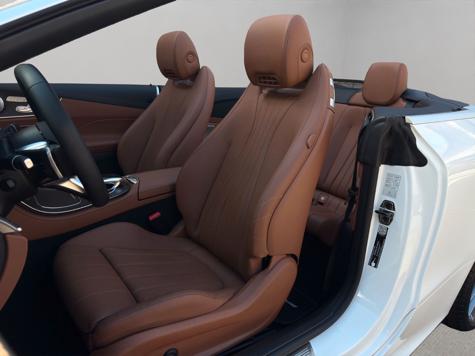 Fahrzeugabbildung Mercedes-Benz E 300d Cabriolet AMG-Line *2.Hand*Burmester*