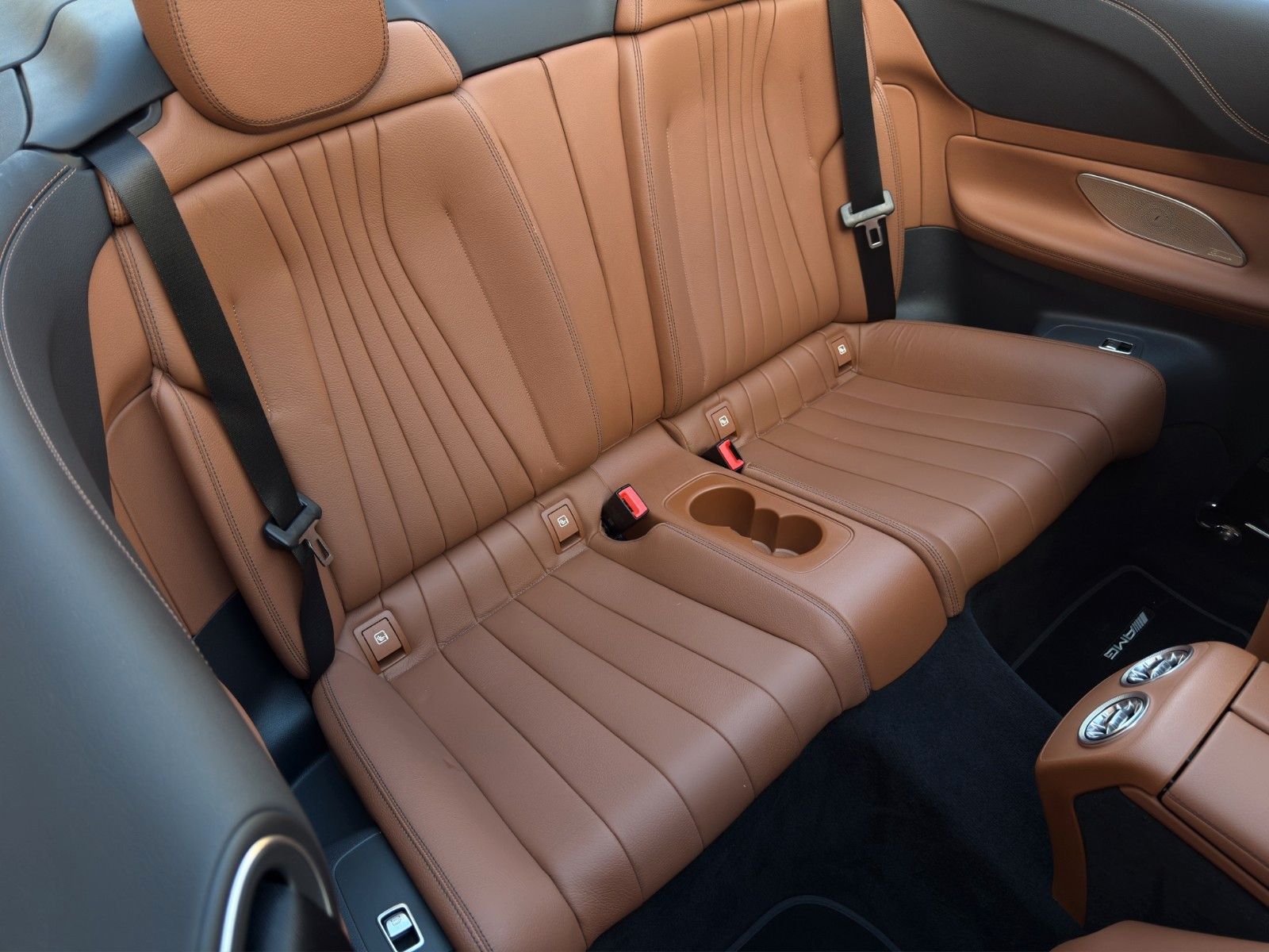Fahrzeugabbildung Mercedes-Benz E 300d Cabriolet AMG-Line *2.Hand*Burmester*