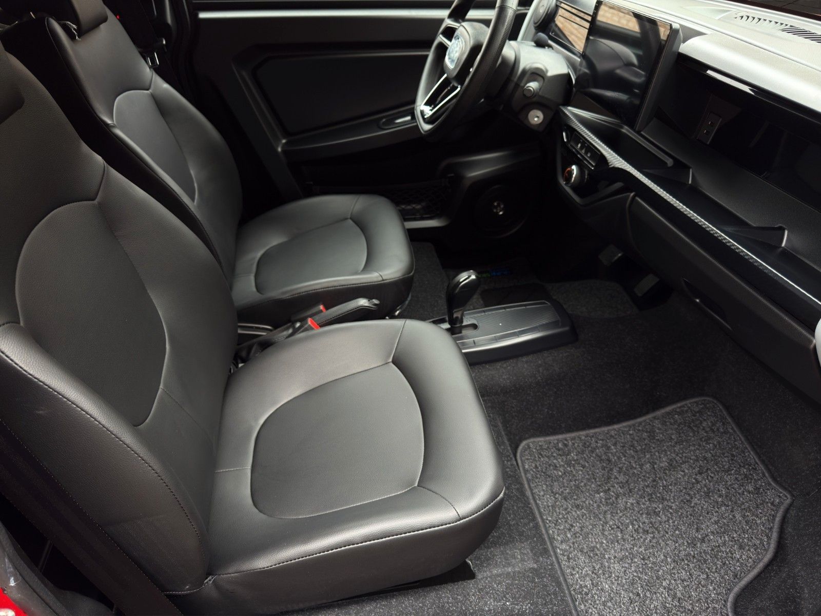 Fahrzeugabbildung Ligier MyLi D I.DEAL E5+ *MJ2026*CarPlay*