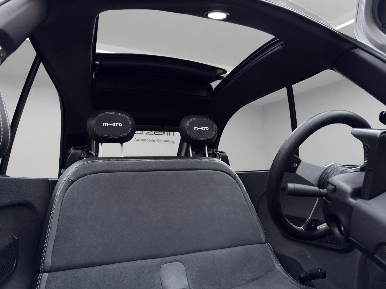 Fahrzeugabbildung Microlino Pioneer Edition Turin Aluminum Matt *L7*Faltdach