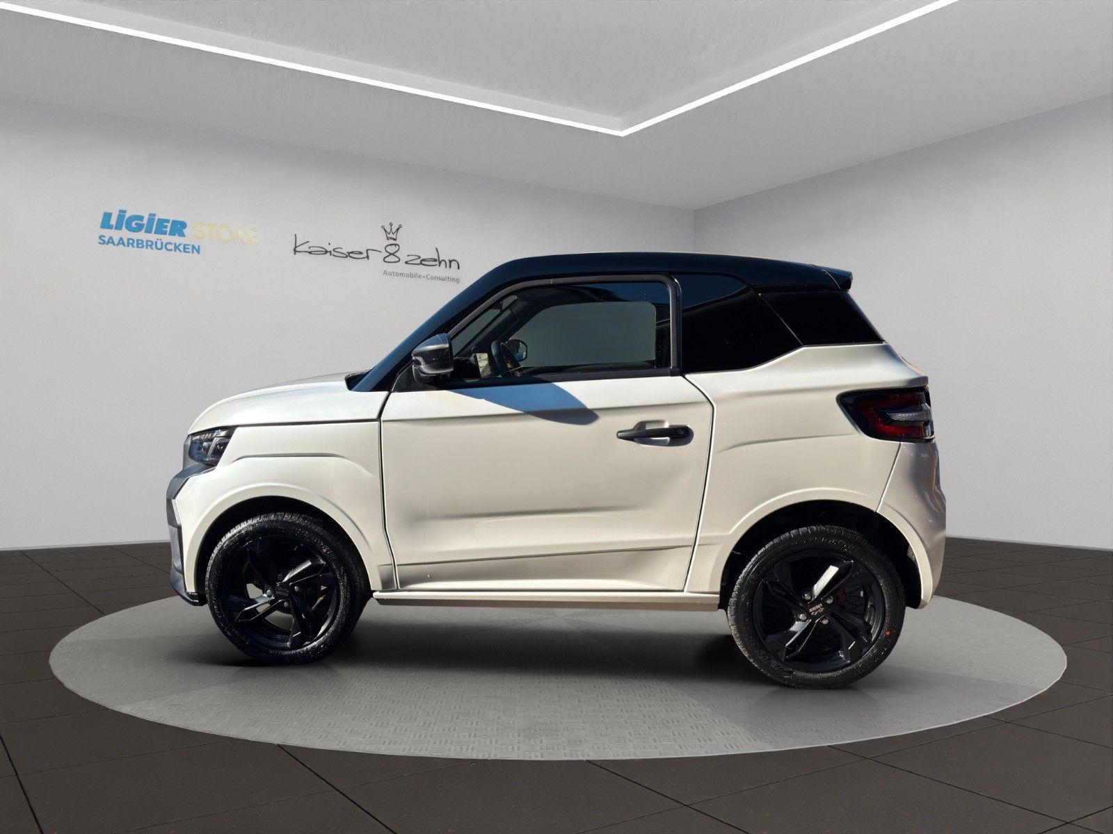 Fahrzeugabbildung Ligier JS 50 D Elite E5+*sofort*CarPlay*Rückfahrkamera*