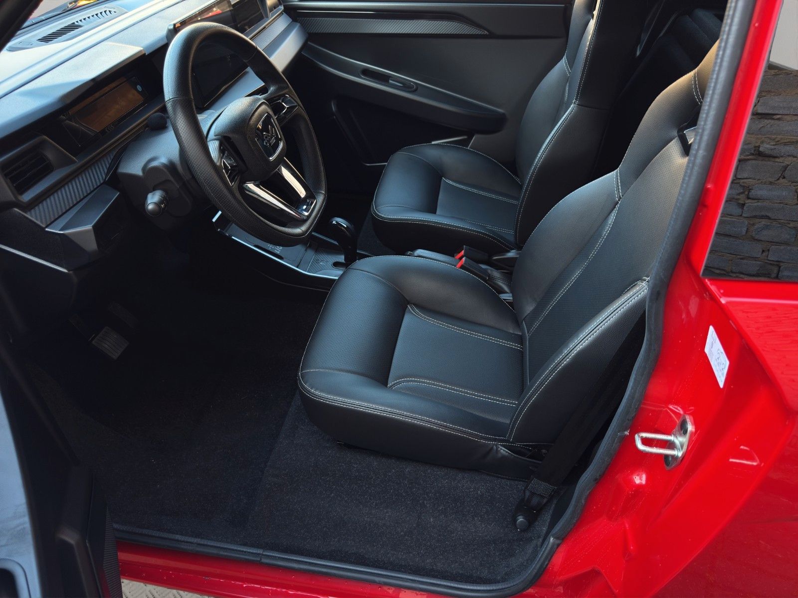 Fahrzeugabbildung Ligier JS 50 D Elite E5+*sofort*CarPlay*Rückfahrkamera*