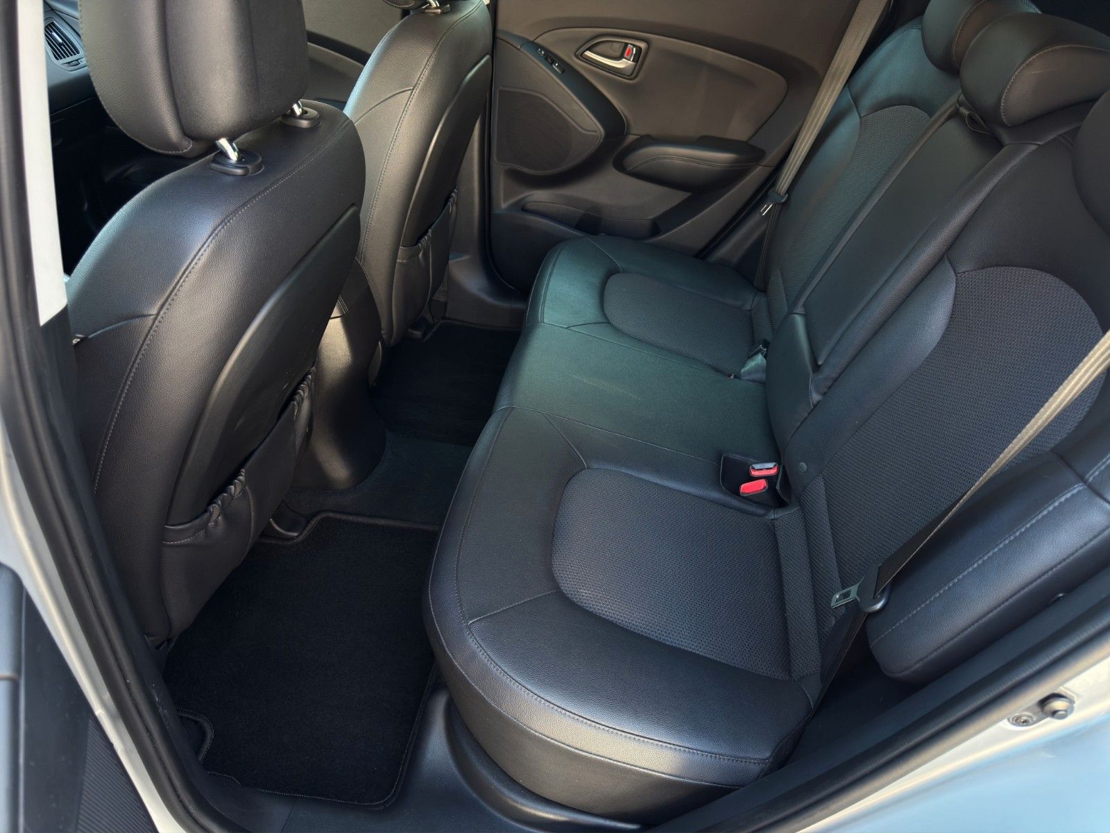 Fahrzeugabbildung Hyundai ix35 2.0 CRDi World Cup Gold*Rückfahrkamera*