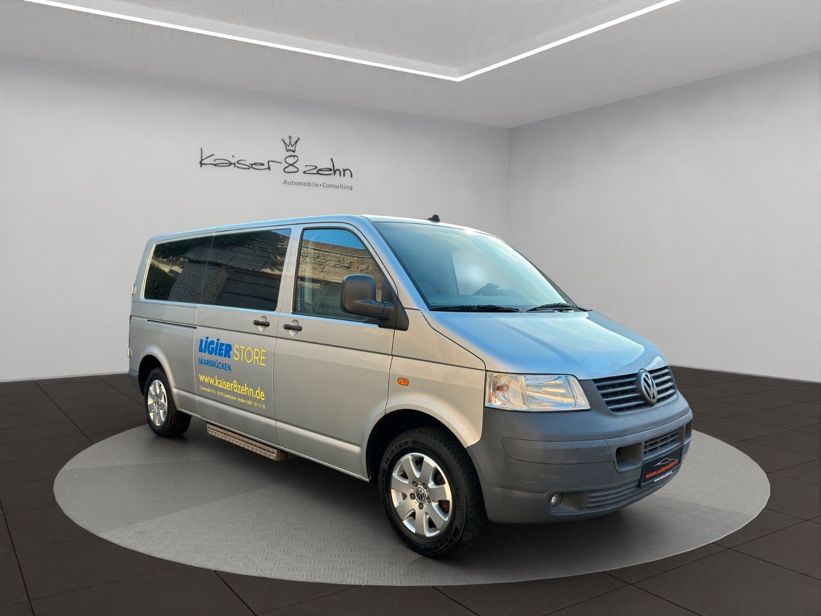 Fahrzeugabbildung Volkswagen T5 Shuttle lang
