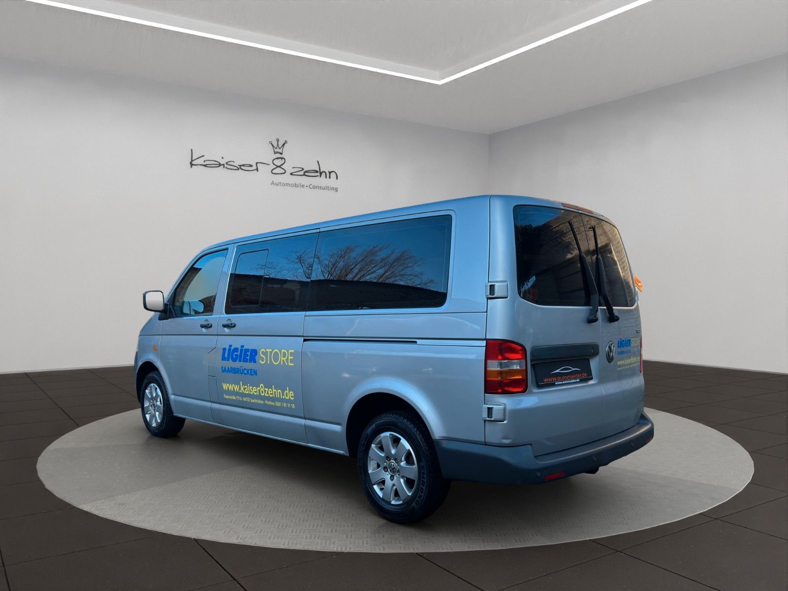 Fahrzeugabbildung Volkswagen T5 Shuttle lang