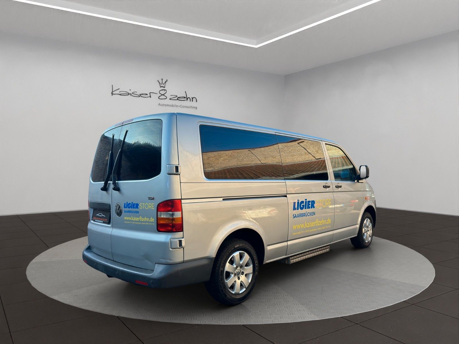 Fahrzeugabbildung Volkswagen T5 Shuttle lang