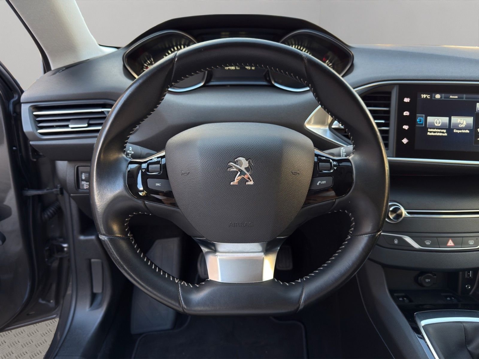 Fahrzeugabbildung Peugeot 308 Active *2.Hand*Rückfahrkamera*Sitzheizung*