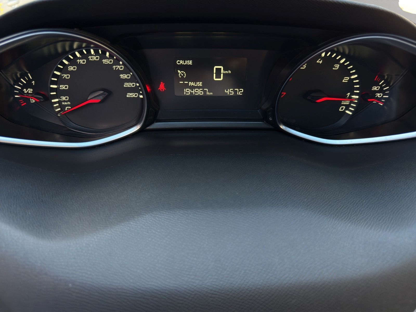 Fahrzeugabbildung Peugeot 308 Active *2.Hand*Rückfahrkamera*Sitzheizung*