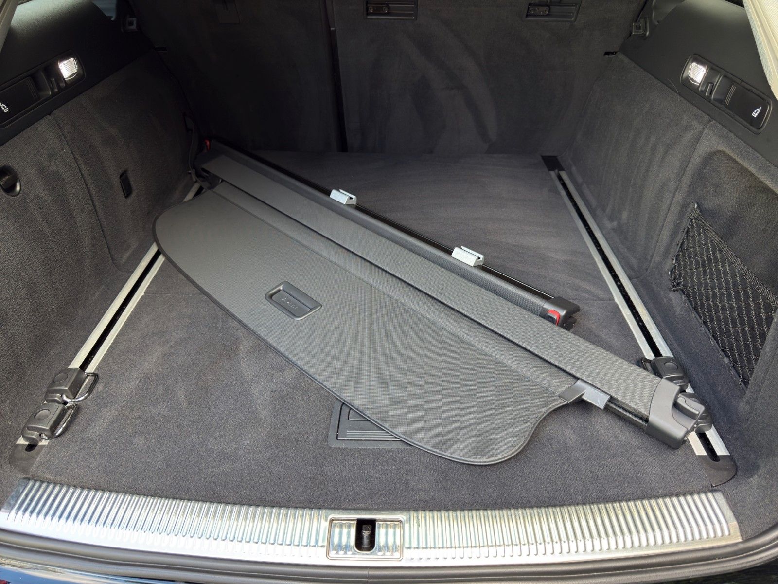 Fahrzeugabbildung Audi A6 2.0 TFSI S tronic quattro Avant *2.Hand*PDC*