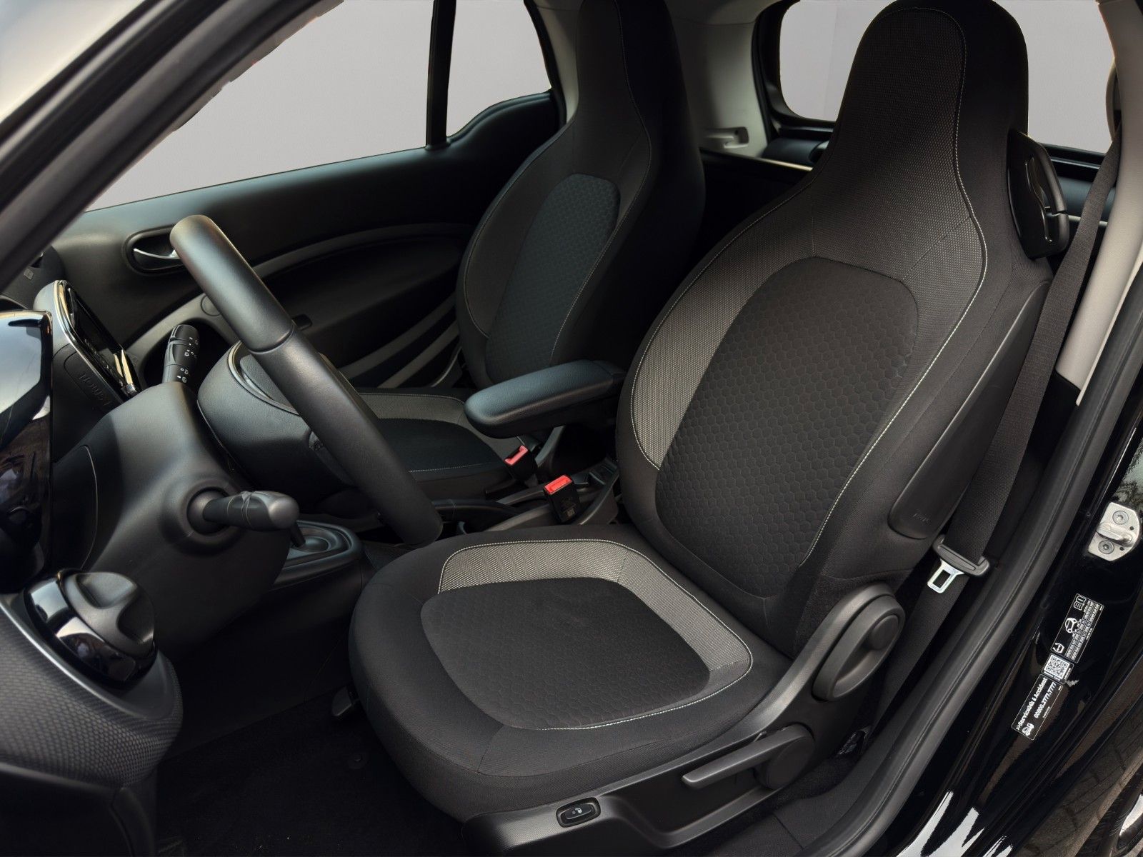 Fahrzeugabbildung Smart ForTwo Coupé EQ Passion *2.Hand*22-Kw-Bordlader*