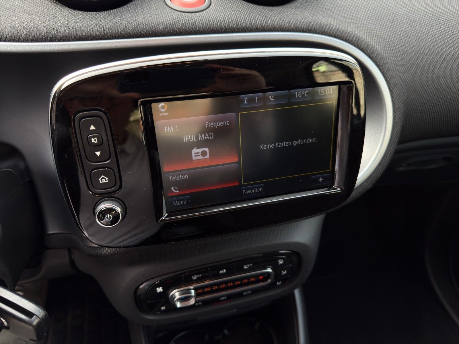 Fahrzeugabbildung Smart ForTwo Coupé EQ Passion *2.Hand*22-Kw-Bordlader*