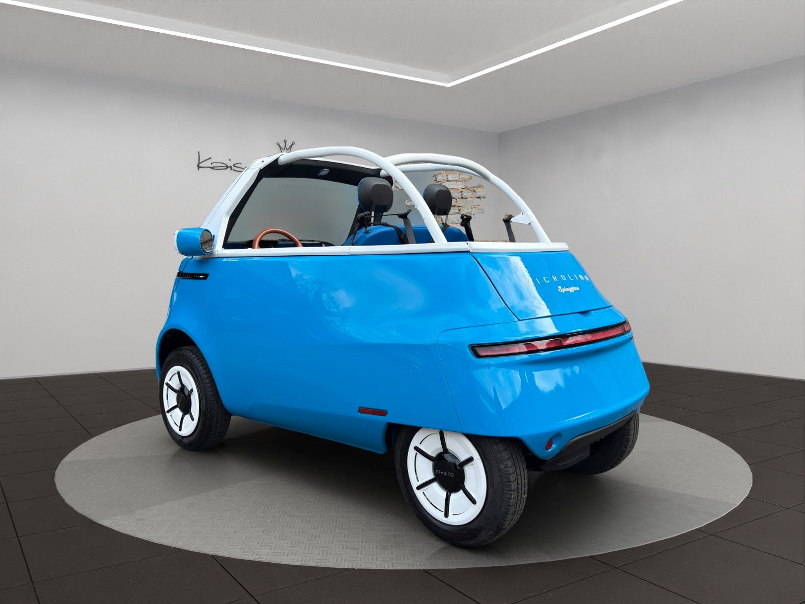 Fahrzeugabbildung Microlino Spiaggina 12/99 Portofino Blue