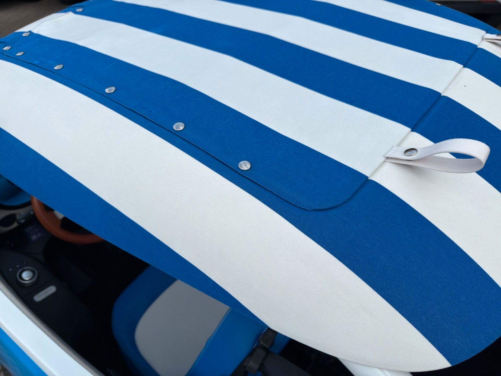 Fahrzeugabbildung Microlino Spiaggina 12/99 Portofino Blue