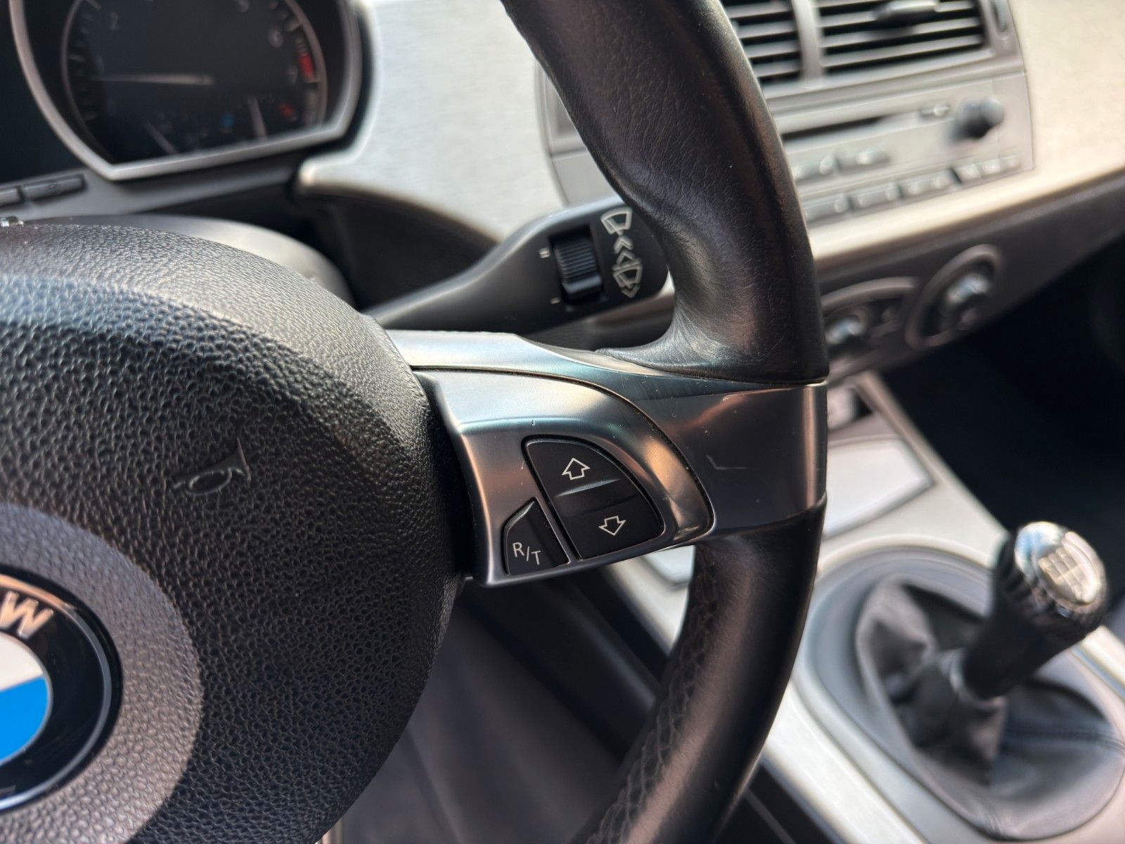 Fahrzeugabbildung BMW Z4 Roadster 3.0i *PDC*Navi*Leder*