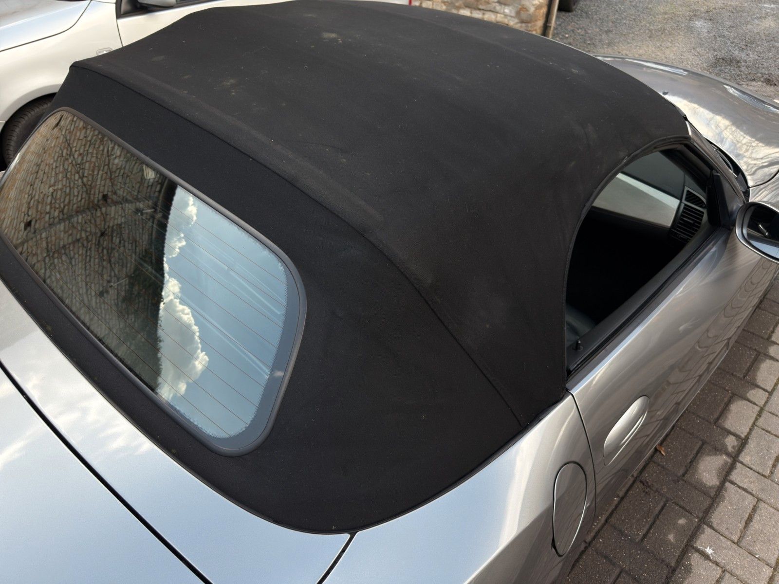 Fahrzeugabbildung BMW Z4 Roadster 3.0i *PDC*Navi*Leder*