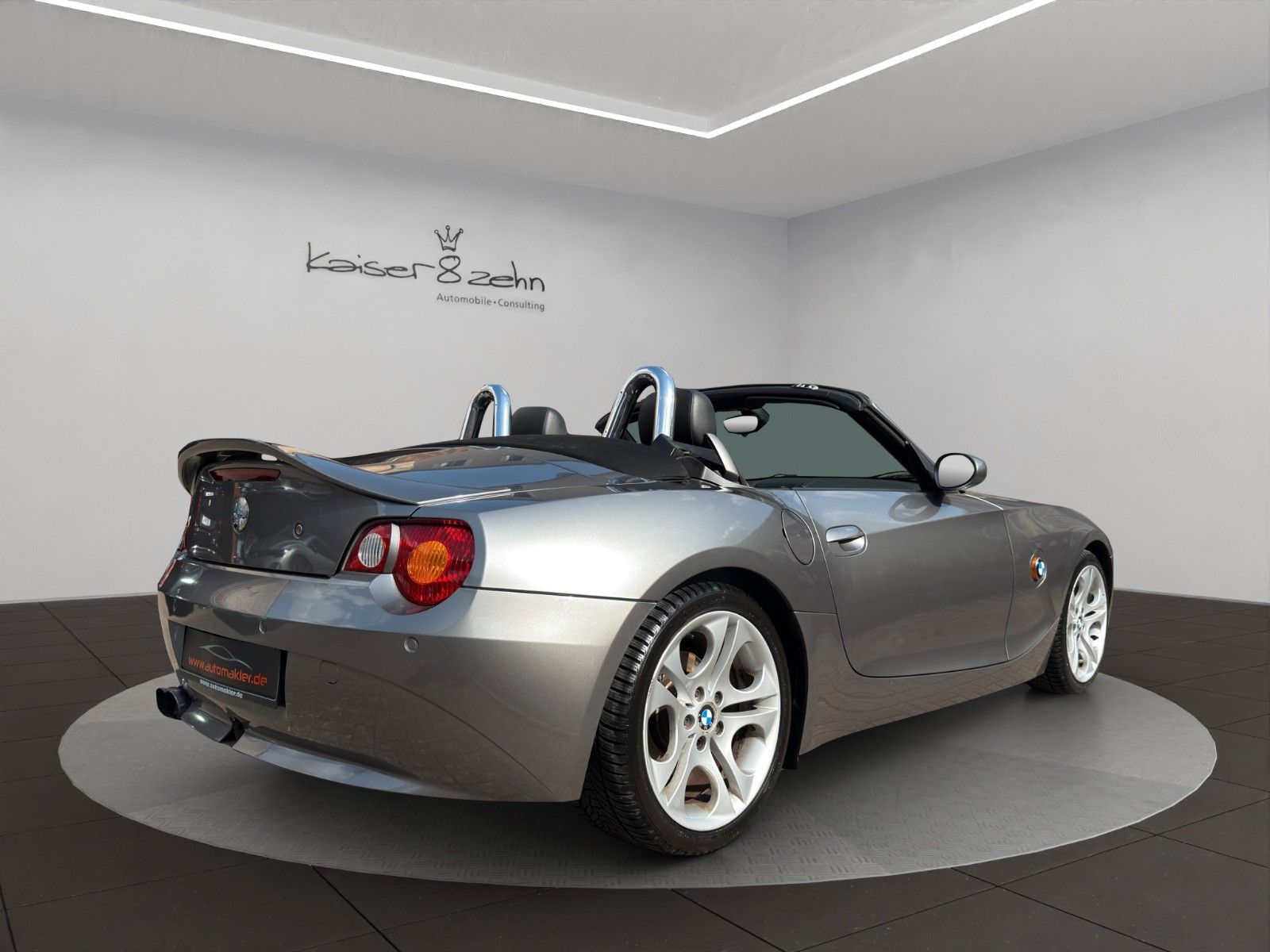 Fahrzeugabbildung BMW Z4 Roadster 3.0i *PDC*Navi*Leder*