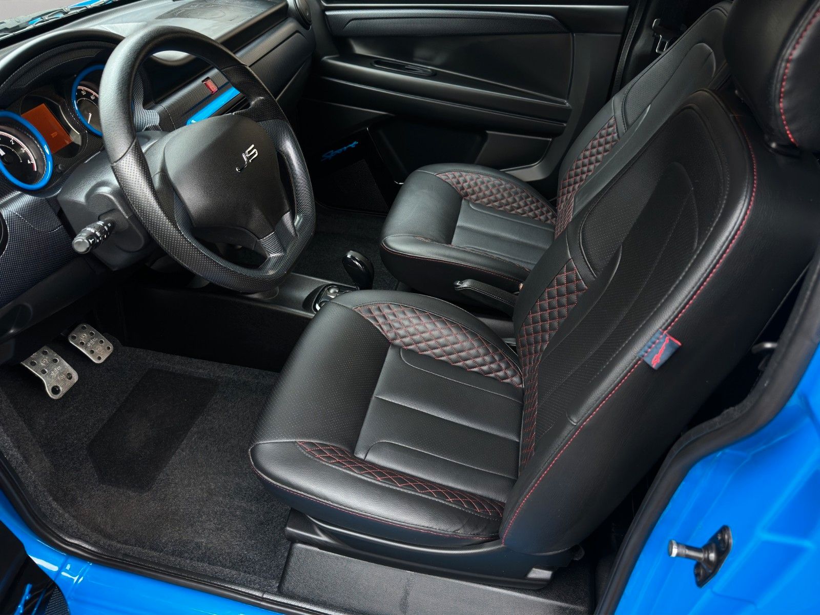 Fahrzeugabbildung Ligier JS 50 C Sport Ultimate DCI*CarPlay*