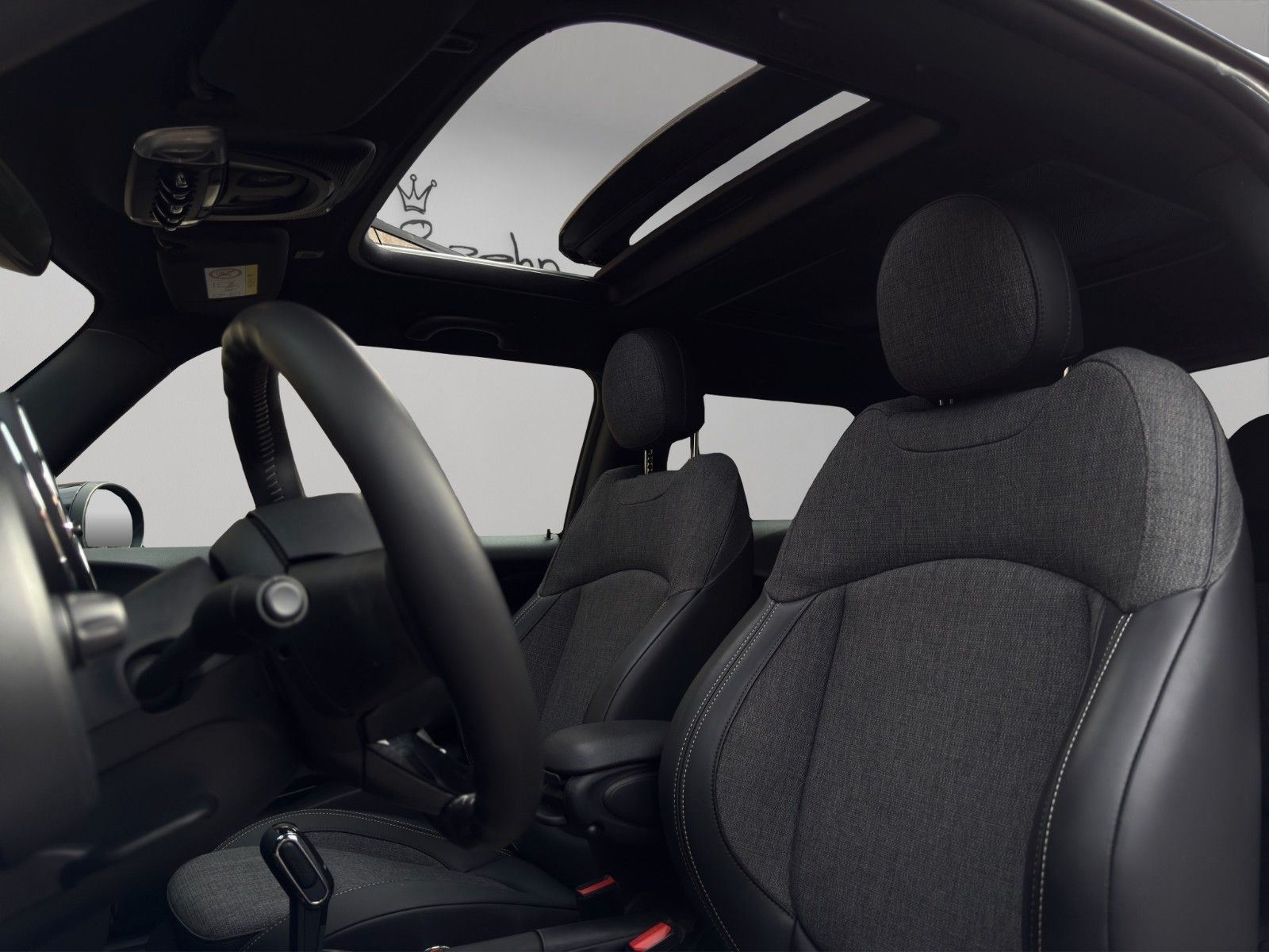 Fahrzeugabbildung MINI Cooper Automatik *1. Hand*Bluetooth*Pano-Dach*