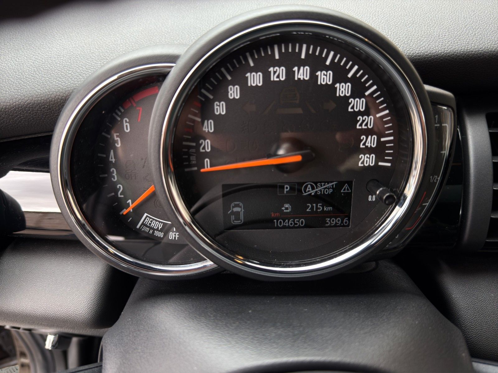 Fahrzeugabbildung MINI Cooper Automatik *1. Hand*Bluetooth*Pano-Dach*