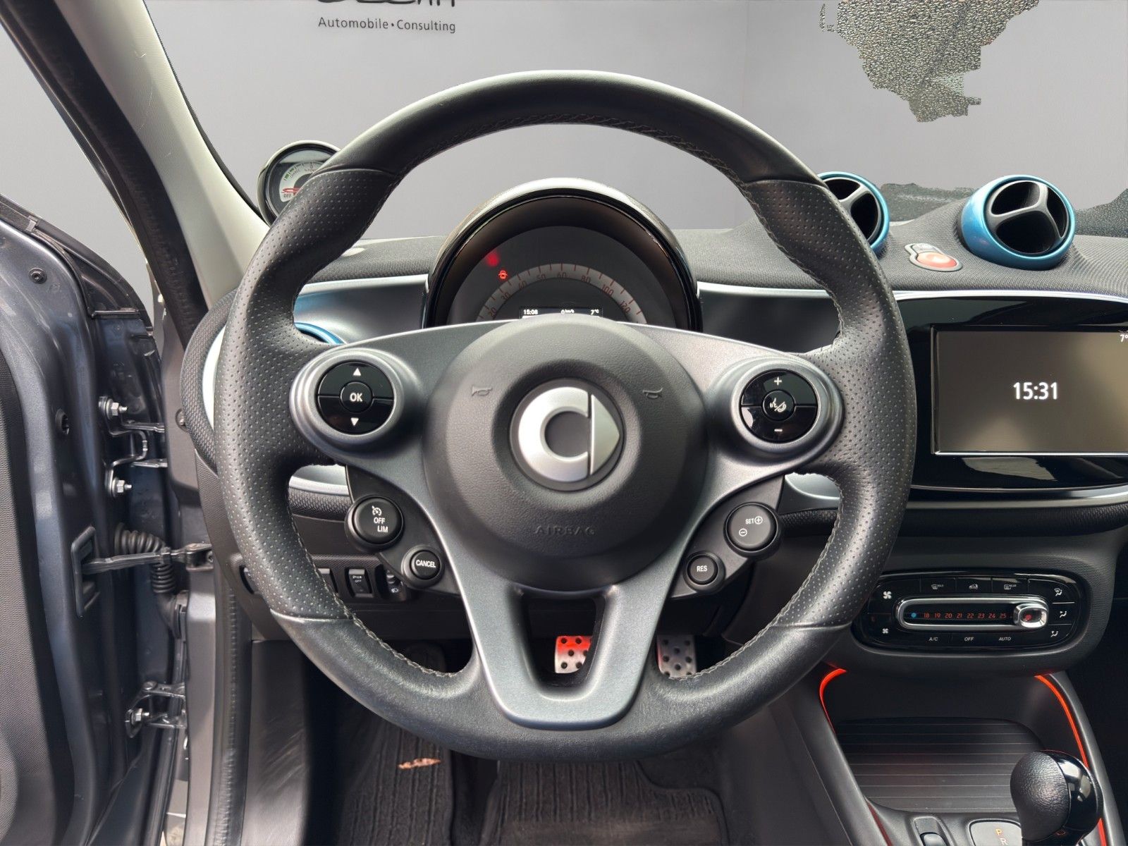 Fahrzeugabbildung Smart ForFour 453 EQ Pulse *exclusiv Paket plus*