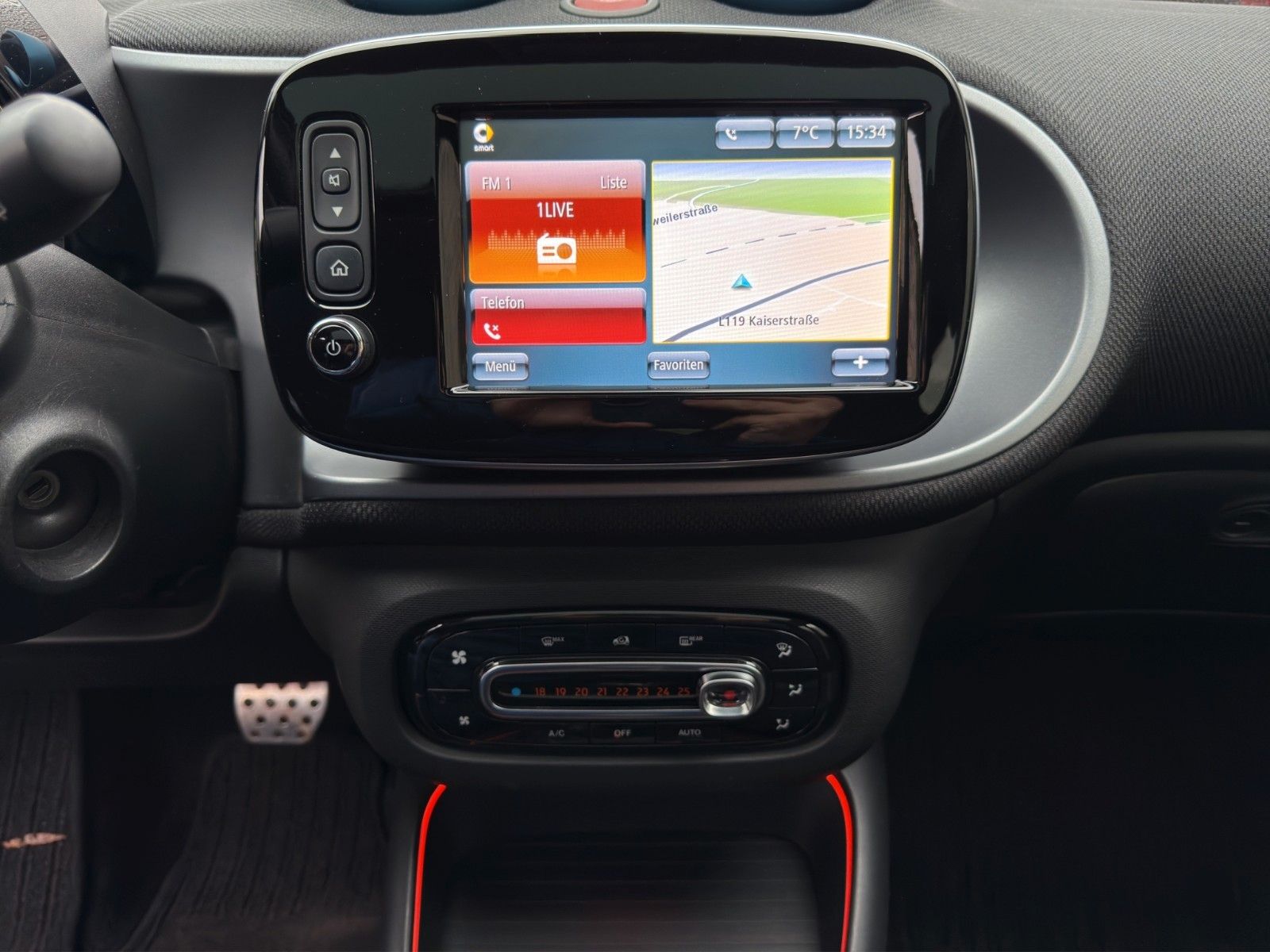 Fahrzeugabbildung Smart ForFour 453 EQ Pulse *exclusiv Paket plus*