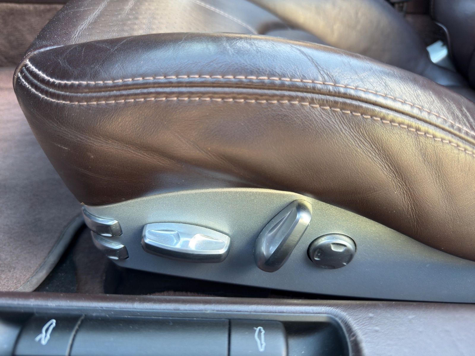 Fahrzeugabbildung Porsche 997.1 Turbo Cabriolet *2. Hand*Lederpaket*Bose*