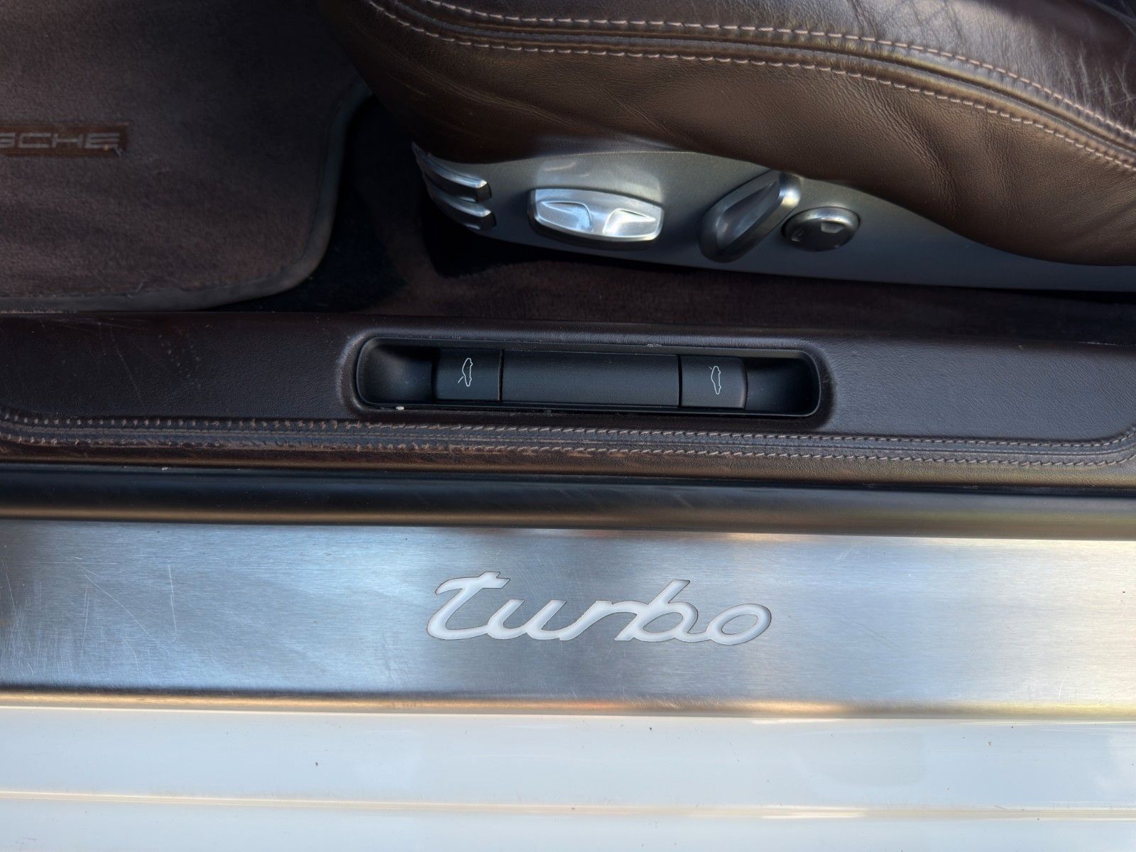 Fahrzeugabbildung Porsche 997.1 Turbo Cabriolet *2. Hand*Lederpaket*Bose*