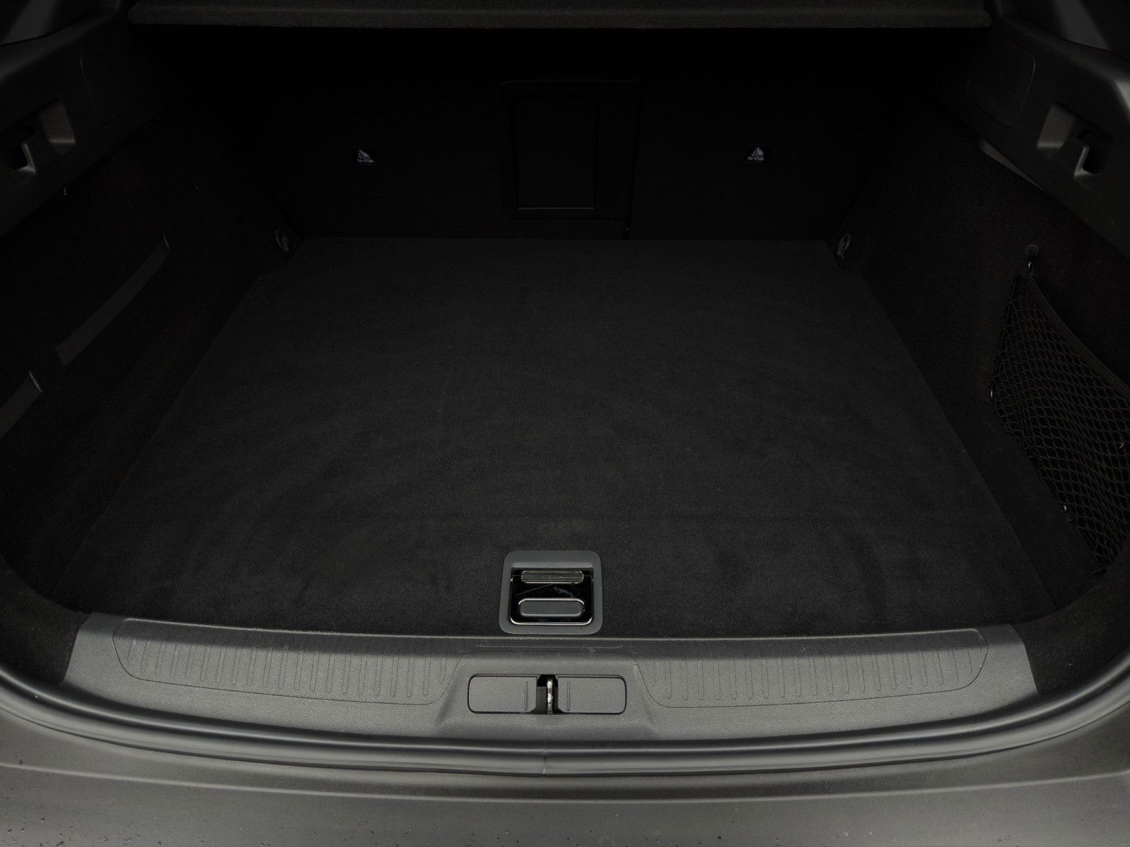 Fahrzeugabbildung Peugeot 408 Hybrid 180 Allure*2.Hand*CarPlay*Lichtsensor