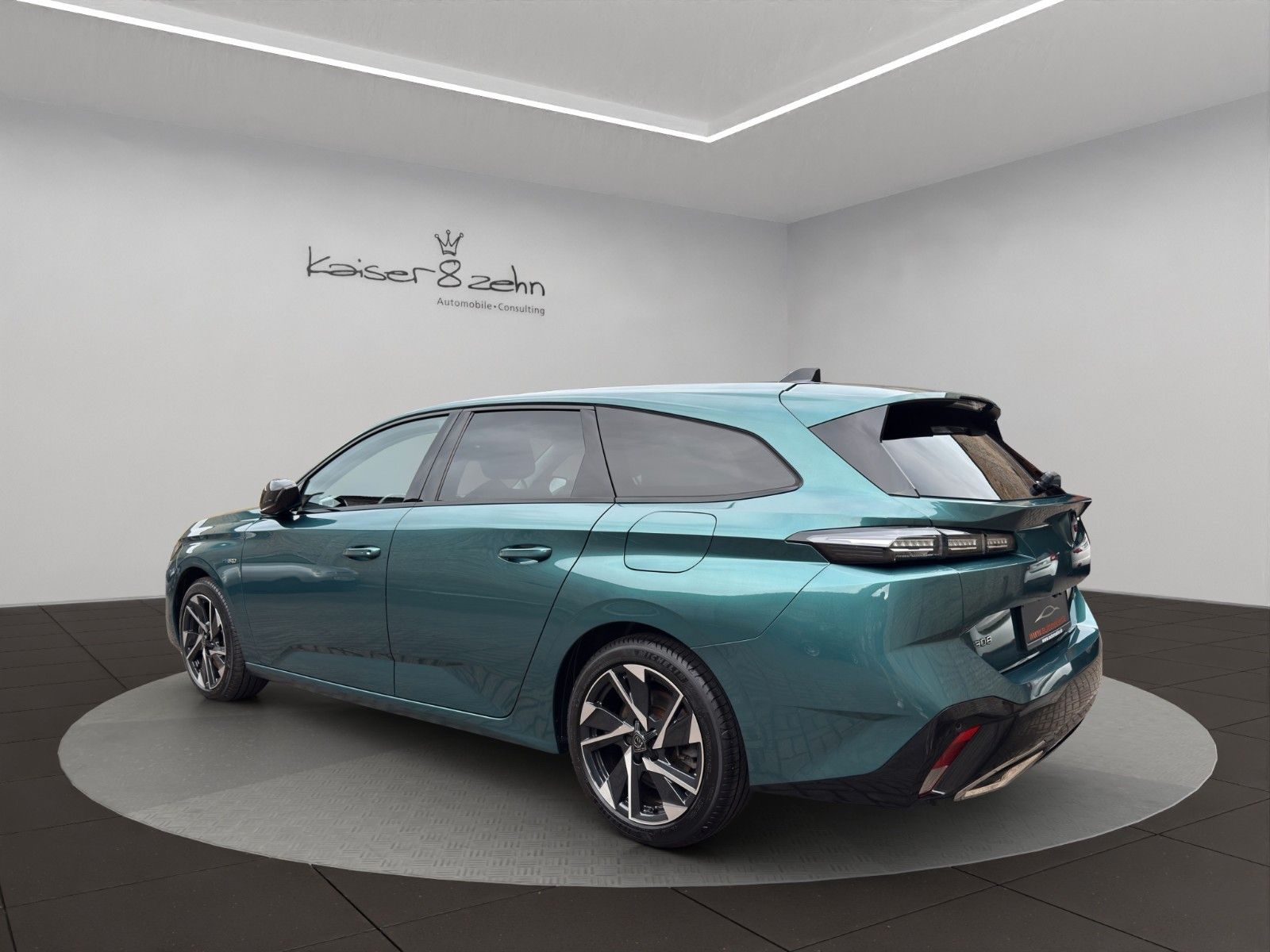 Fahrzeugabbildung Peugeot 308 SW GT Plug-In Hybrid*2. Hand*CarPlay*