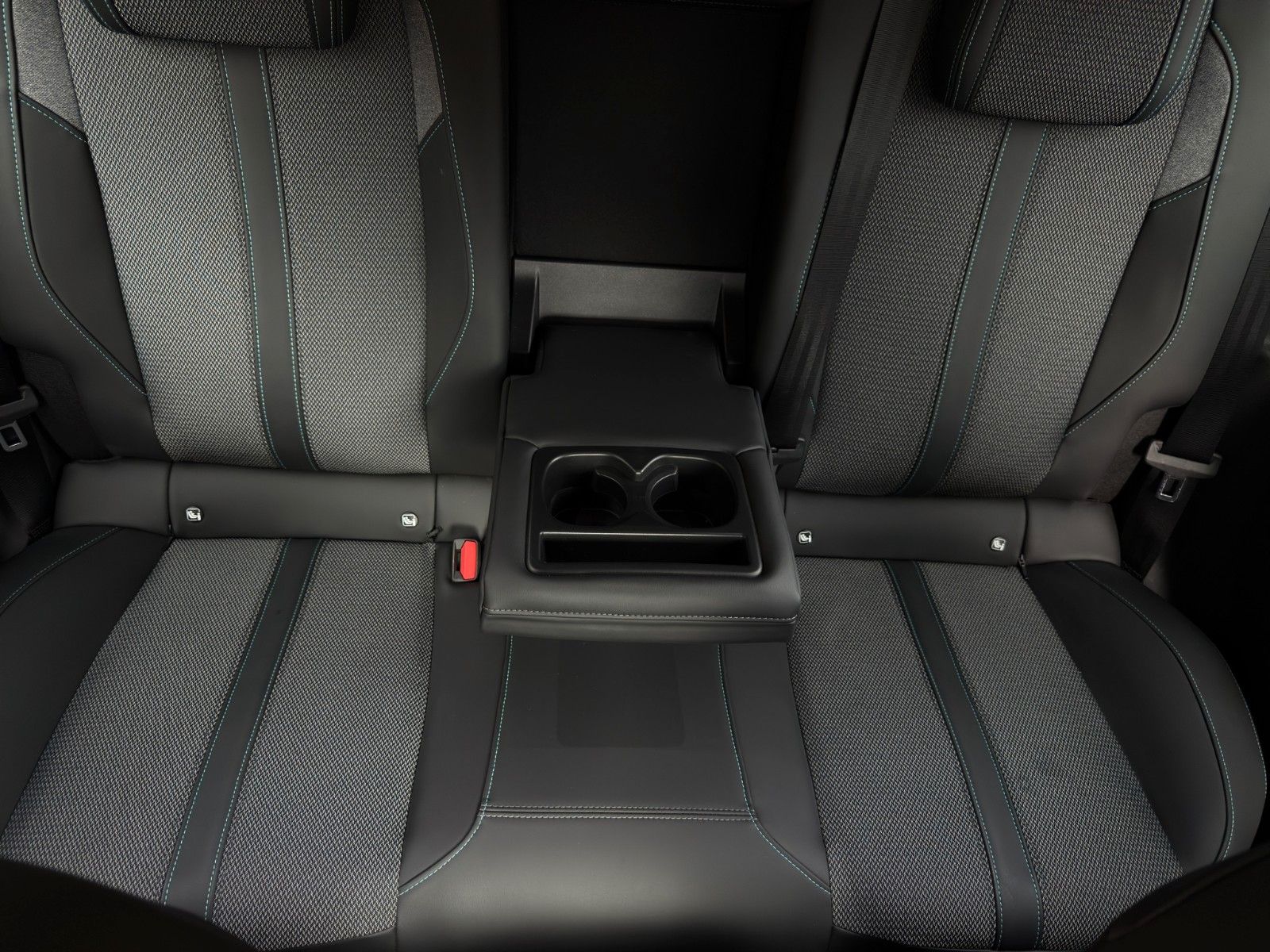 Fahrzeugabbildung Peugeot 308 SW GT Plug-In Hybrid*2. Hand*CarPlay*