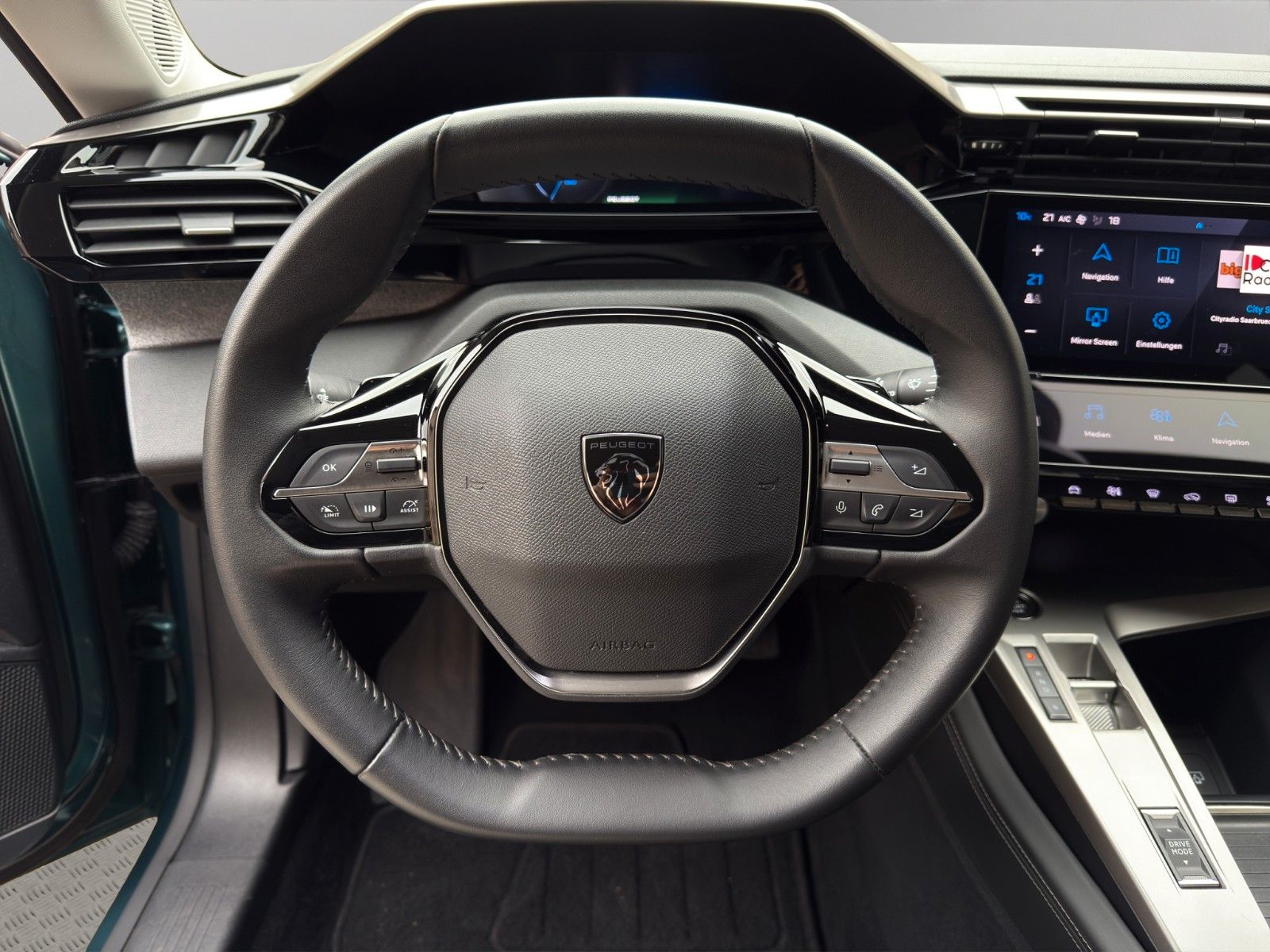 Fahrzeugabbildung Peugeot 308 SW GT Plug-In Hybrid*2. Hand*CarPlay*