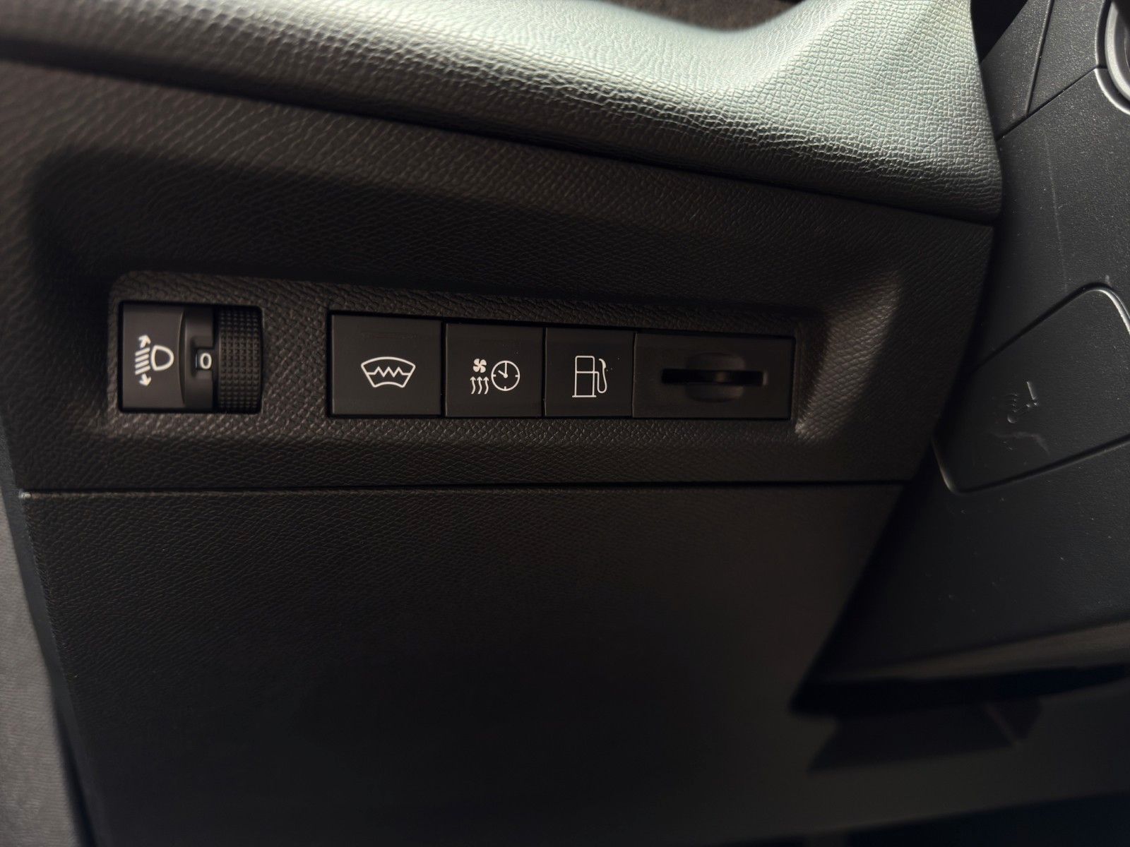 Fahrzeugabbildung Peugeot 308 SW GT Plug-In Hybrid*2. Hand*CarPlay*