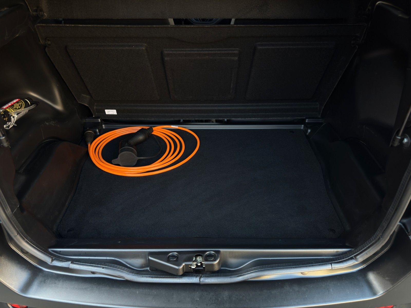 Fahrzeugabbildung Ligier MyLi E R.EBEL 8Kw *1. Hand*Klima*CarPlay*