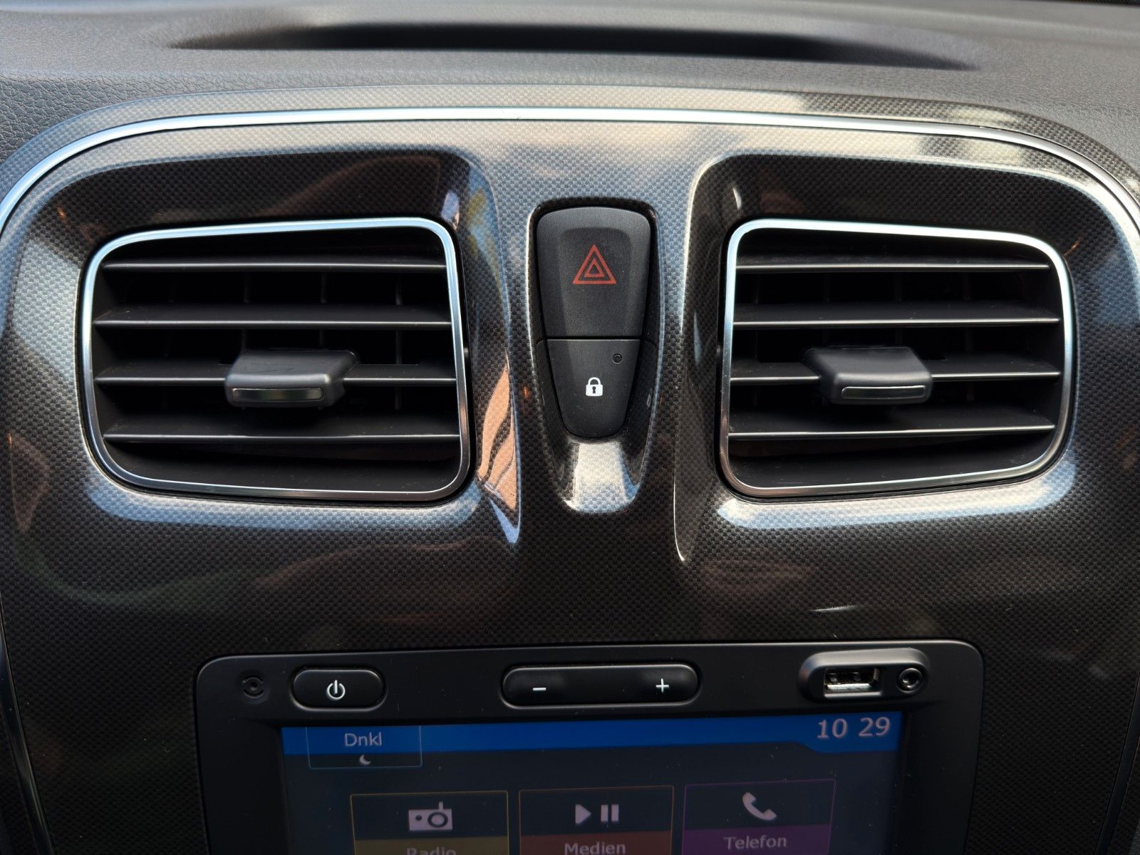 Fahrzeugabbildung Dacia Logan MCV II Kombi *1. Hand*Bluetooth*
