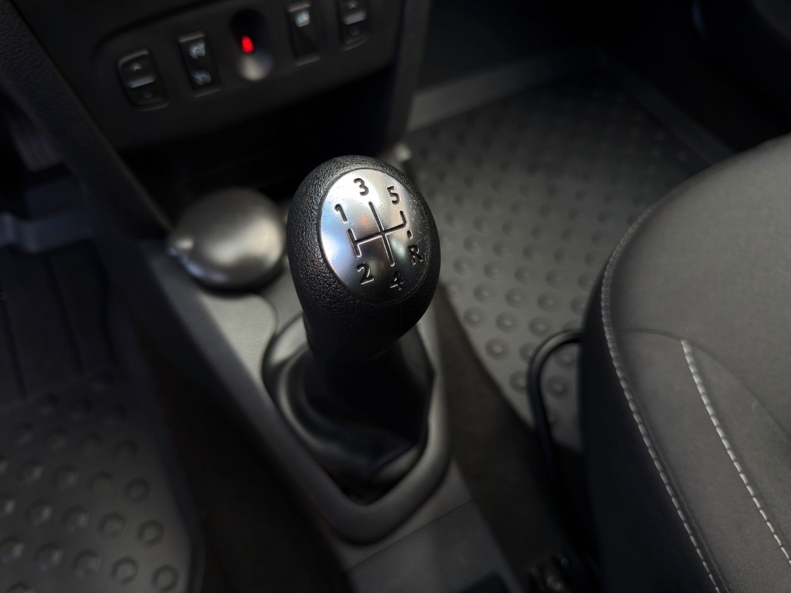 Fahrzeugabbildung Dacia Logan MCV II Kombi *1. Hand*Bluetooth*