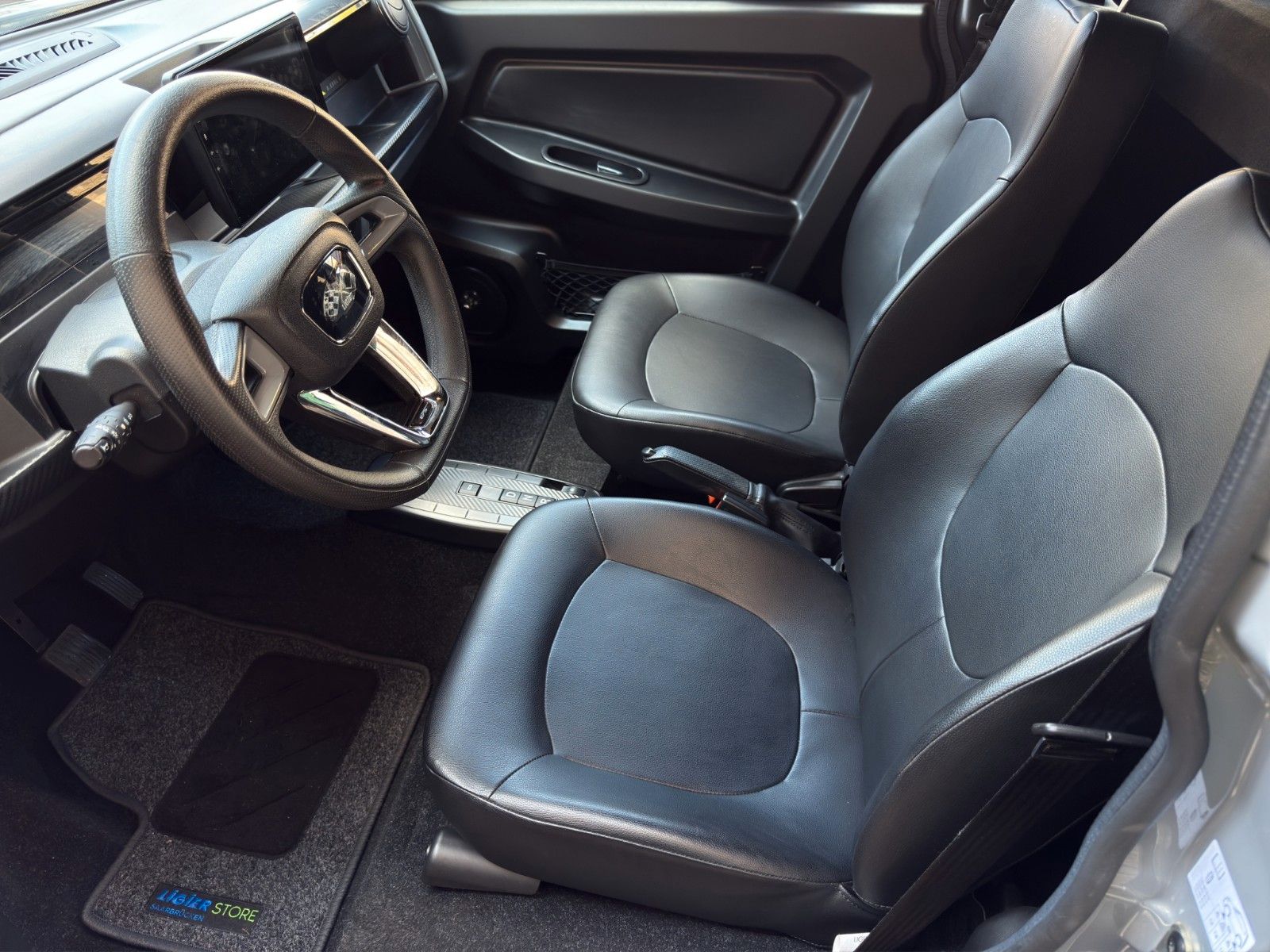 Fahrzeugabbildung Ligier MyLi E R.EBEL X 12 Kw *Klima*CarPlay*