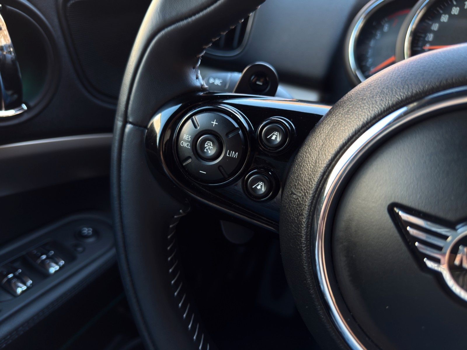 Fahrzeugabbildung MINI Countryman S (Cooper)*Bluetooth*PDC*Chili-Paket*