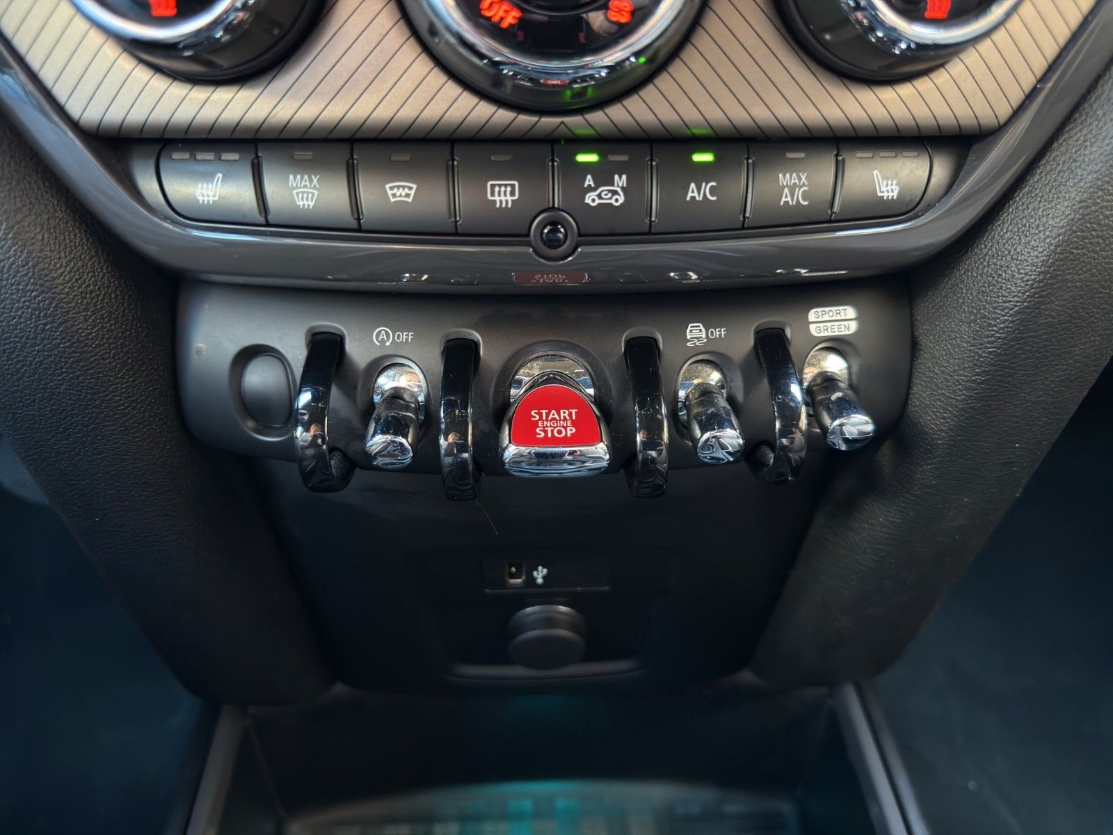 Fahrzeugabbildung MINI Countryman S (Cooper)*Bluetooth*PDC*Chili-Paket*