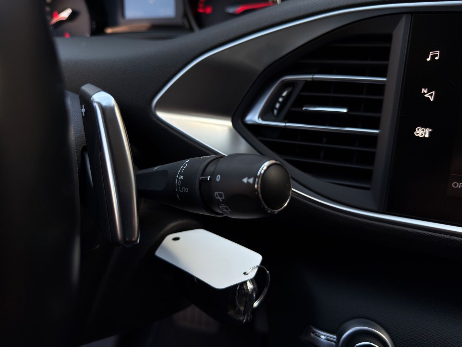 Fahrzeugabbildung Peugeot 308 SW Active Business *.1.Hand*CarPlay*