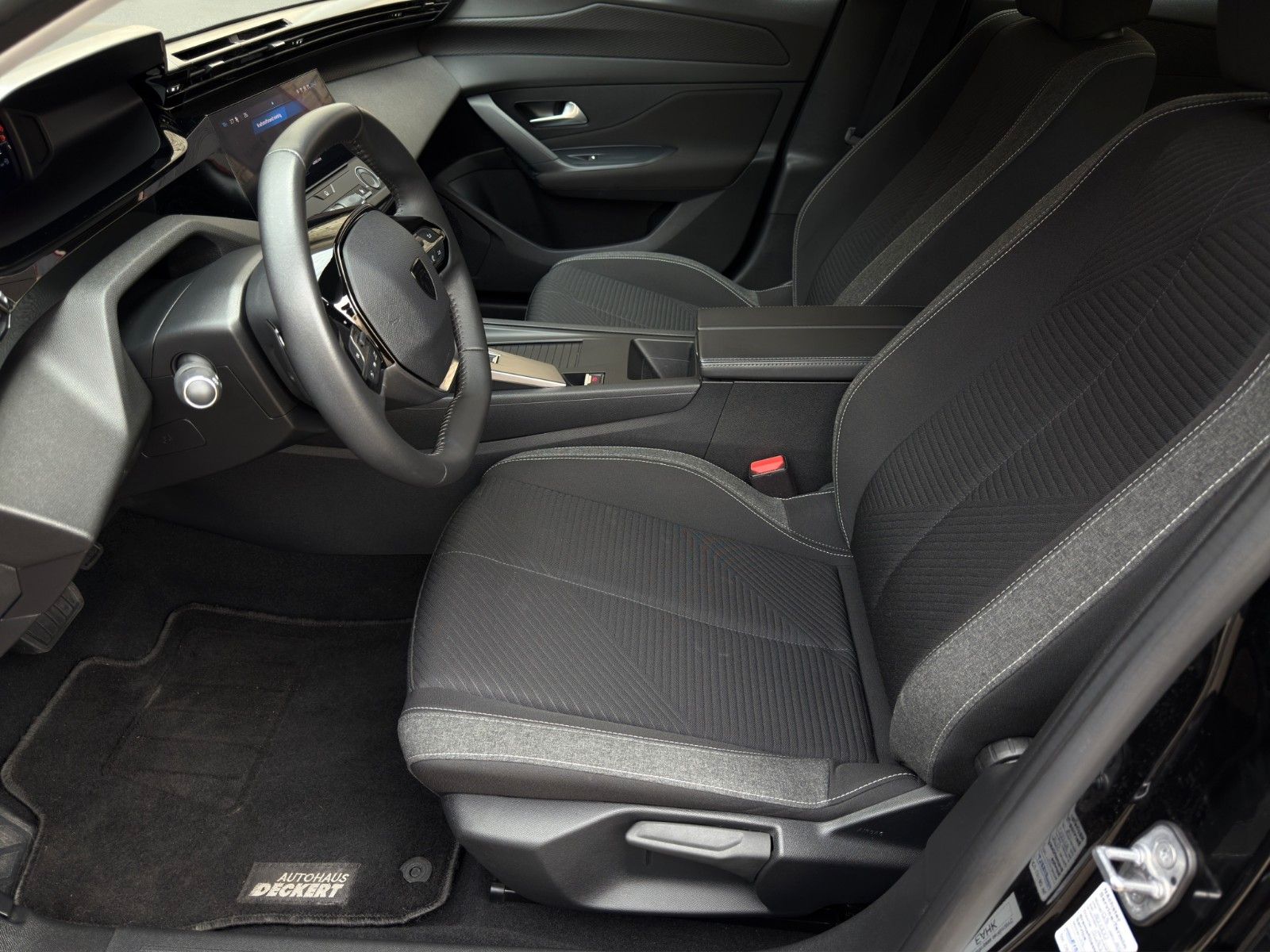 Fahrzeugabbildung Peugeot 308 BlueHDi Active Pack *1.Hand*CarPlay*