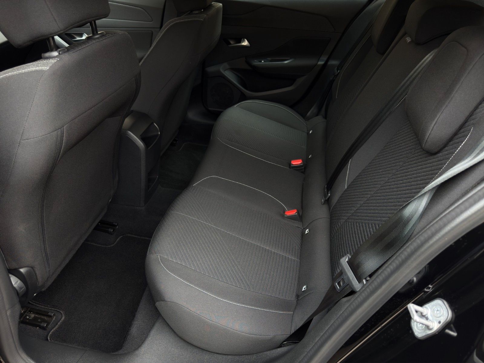 Fahrzeugabbildung Peugeot 308 BlueHDi Active Pack *1.Hand*CarPlay*