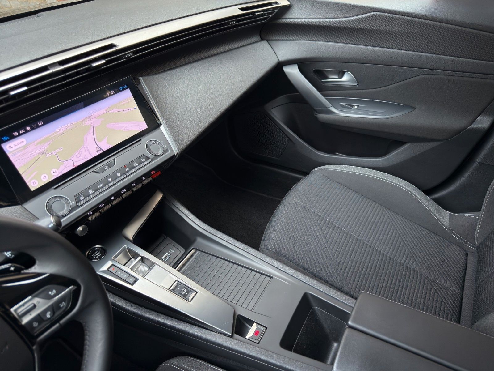 Fahrzeugabbildung Peugeot 308 BlueHDi Active Pack *1.Hand*CarPlay*