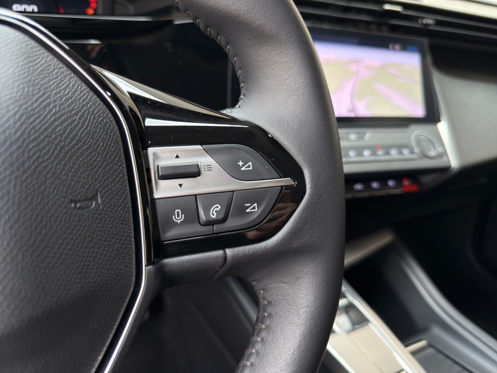 Fahrzeugabbildung Peugeot 308 BlueHDi Active Pack *1.Hand*CarPlay*