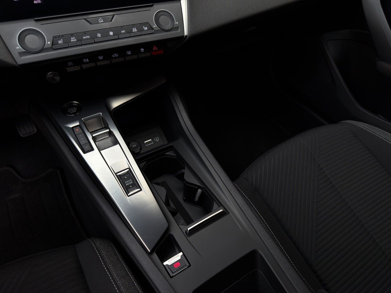 Fahrzeugabbildung Peugeot 308 BlueHDi Active Pack *1.Hand*CarPlay*