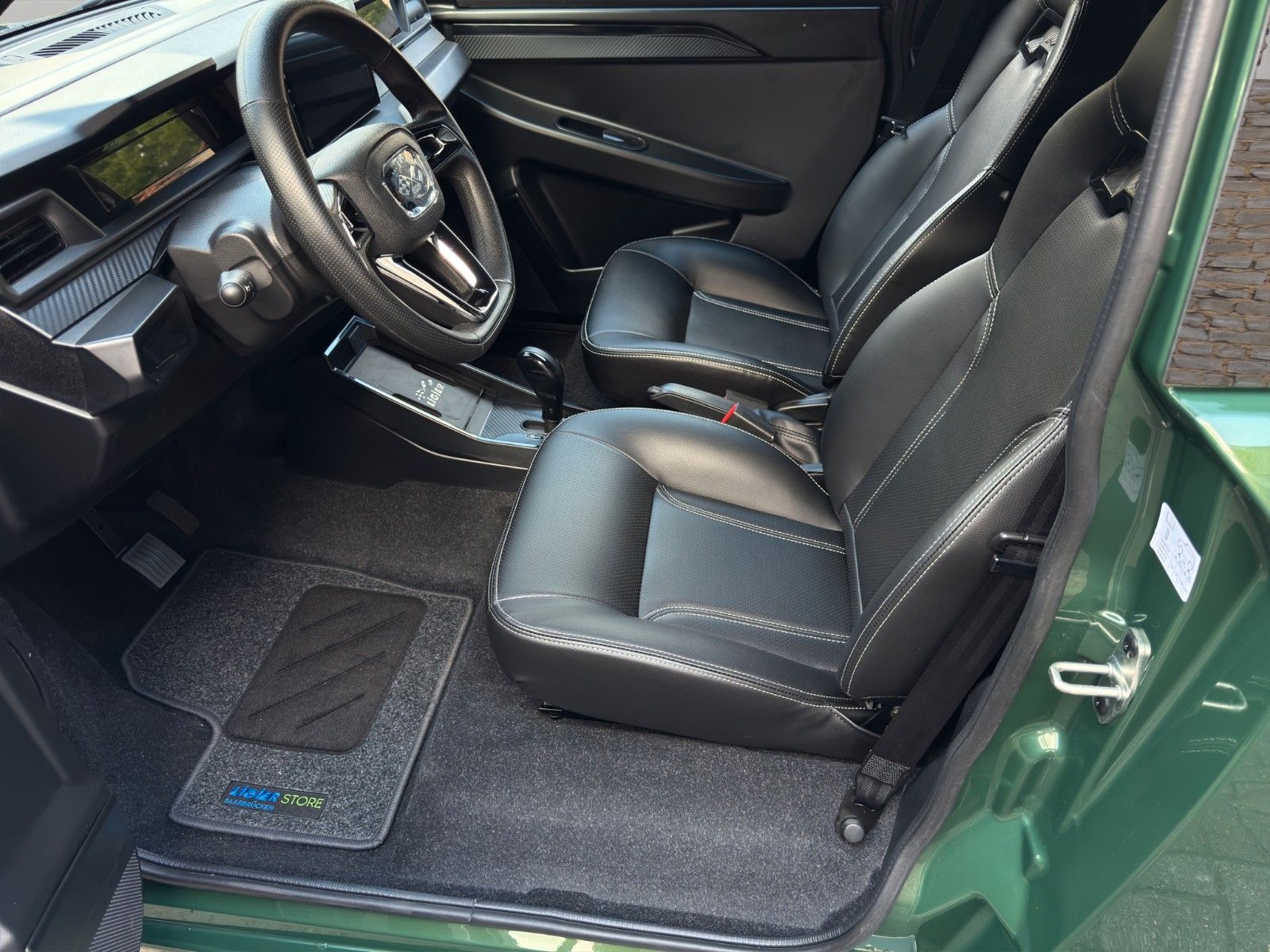 Fahrzeugabbildung Ligier JS 50 D Elite E5+ *1.Hand*CarPlay*