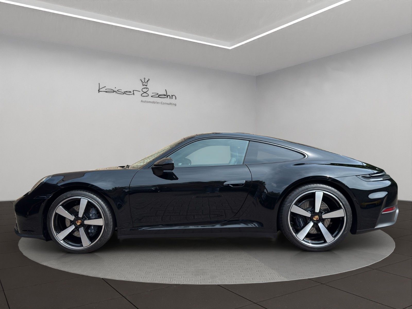 Fahrzeugabbildung Porsche 911 992.2 Carrera*PanoDach*SportAGA*Sport-Chrono